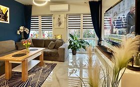 Golden Luxury Suite